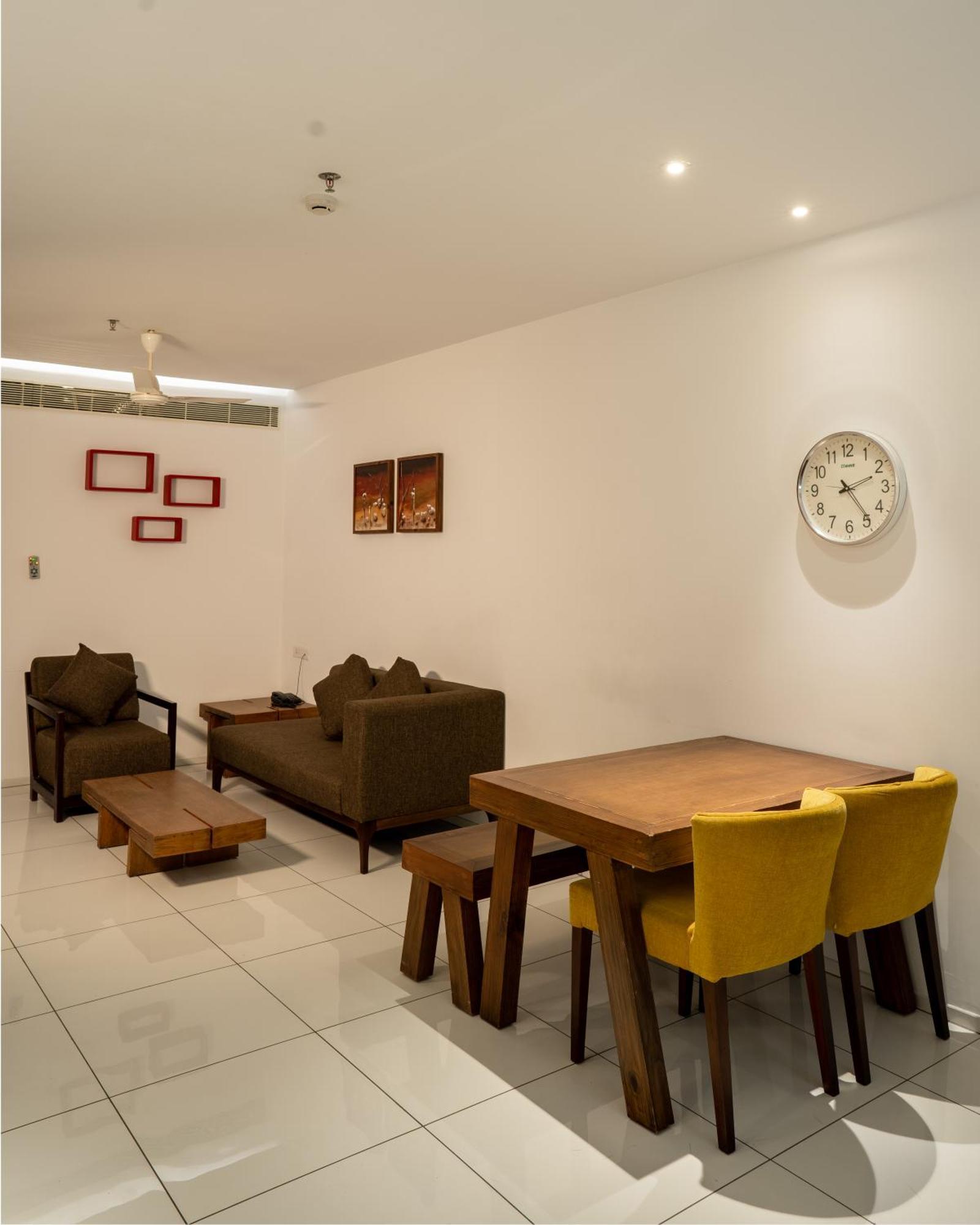 Kent Baywatch Suites Kochi Zewnętrze zdjęcie