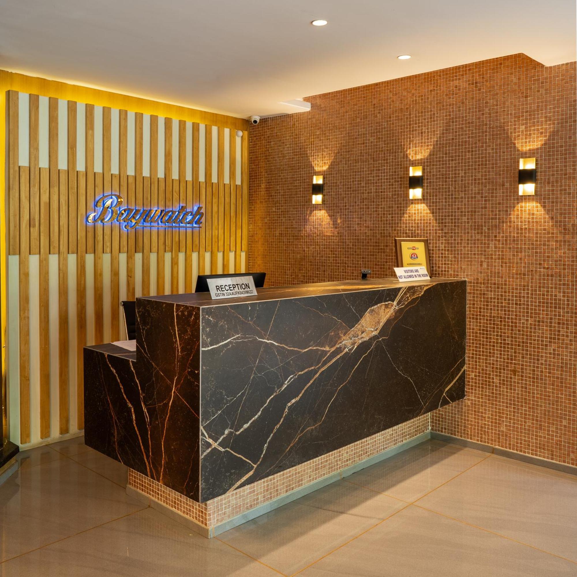 Kent Baywatch Suites Kochi Zewnętrze zdjęcie