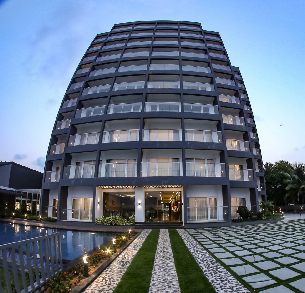Kent Baywatch Suites Kochi Zewnętrze zdjęcie